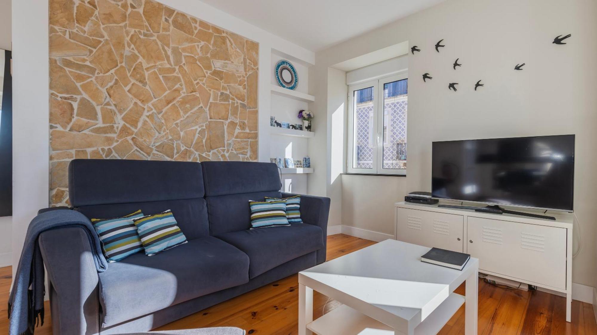 Comfort & Bright Apartment By Lovelystay Lisbon Exterior photo