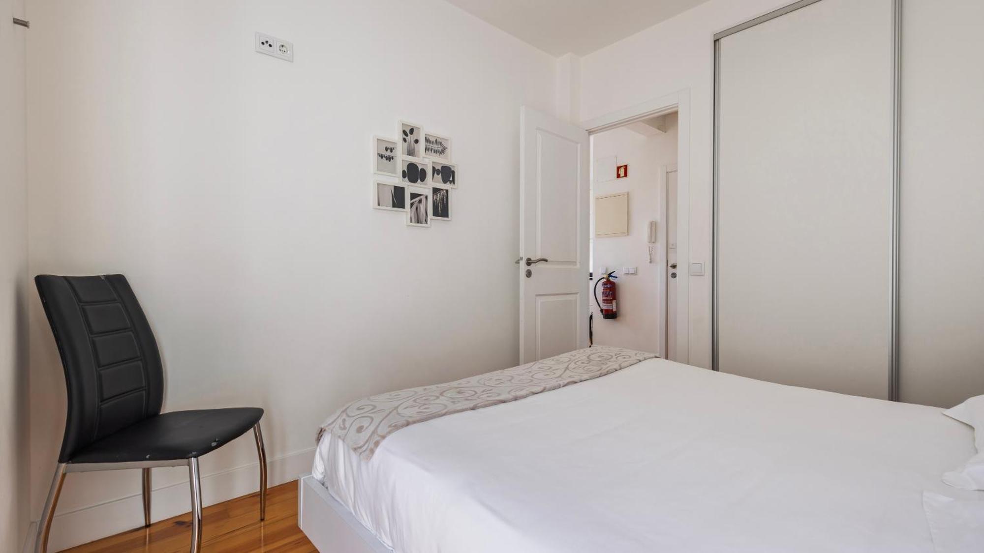 Comfort & Bright Apartment By Lovelystay Lisbon Exterior photo